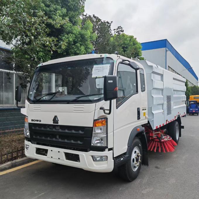 HOWO Road Cleaning Truck