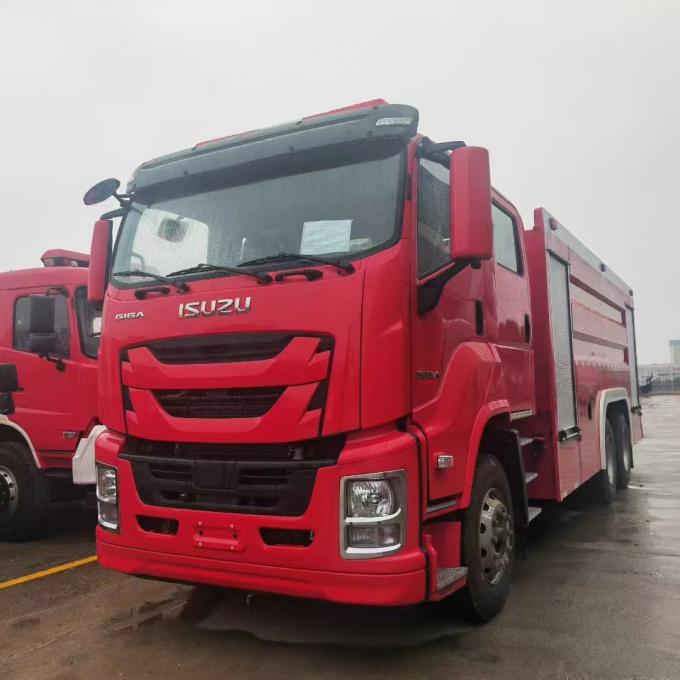 ISUZU GIGA FIRE TRUCK