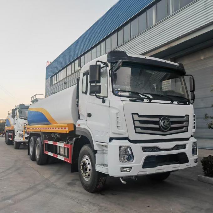 CLW Group water tanker truck for road spraying and dust suppression