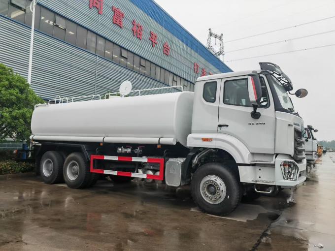 HOWO heavy duty water tanker truck for industrial water delivery