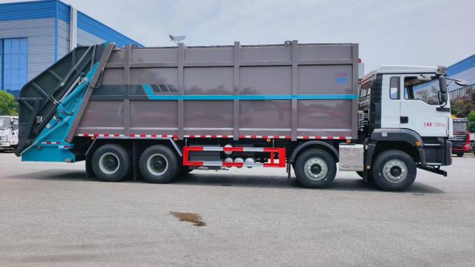Full Right Side Profile of Shacman 8x4 40m³ Waste Compactor Semi-Trailer