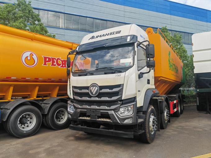 Foton Auman 8x4 bulk feed delivery truck for AvÃ­cola Santana Colombia